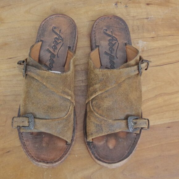 Free People Pre Distressed Double Buckle Leather Sandals Size 39 - Picture 9 of 11